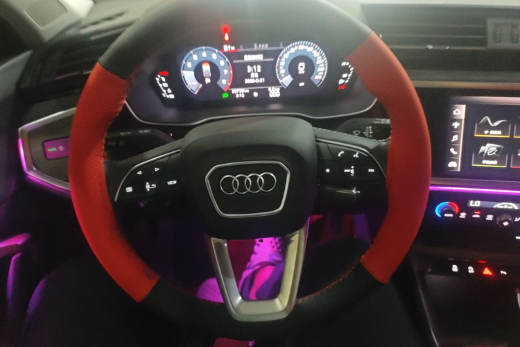 Audi Q3 2020 #11 Audi Q3 2020 car image #11