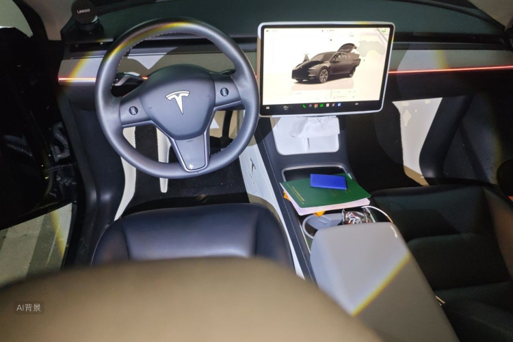 Tesla Model Y 2023 car image #11