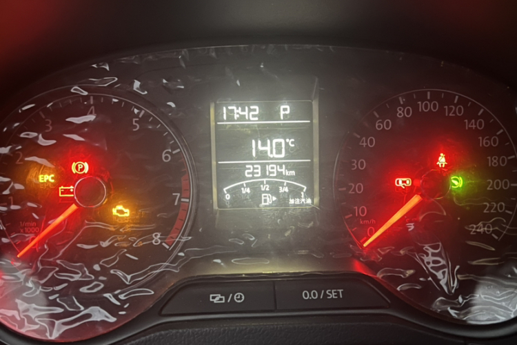 Volkswagen Polo 2017 car image #8