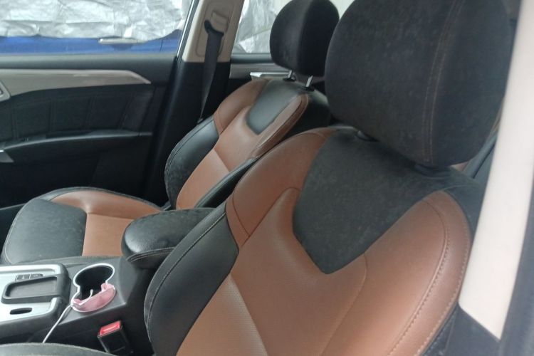 GEELY Vision X6 2017 صورة سيارة #15