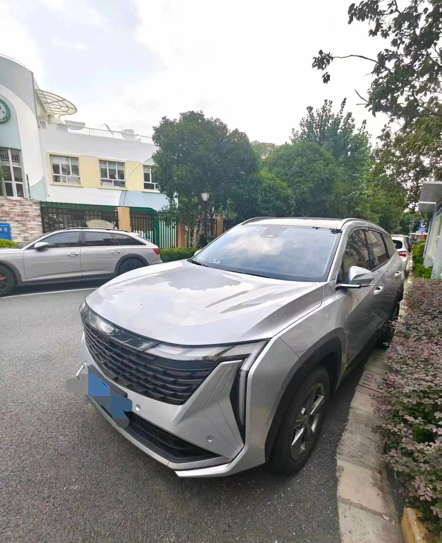 GEELY Boyue L 2023 car image 