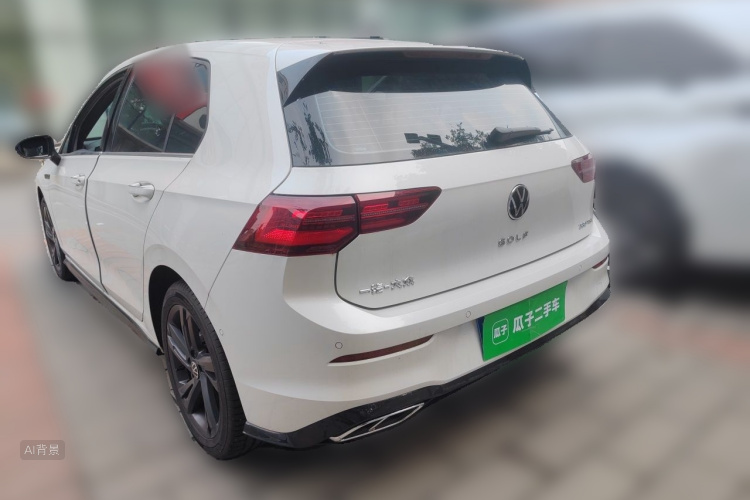 Volkswagen Golf 2025 car image #5