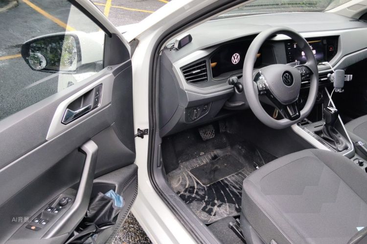 Volkswagen Polo 2024 car image #18
