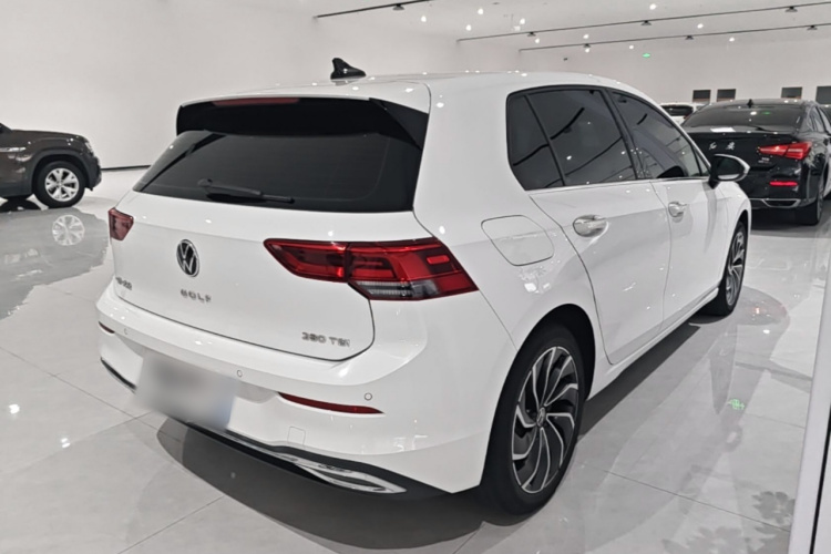 Volkswagen Golf 2020 car image #7