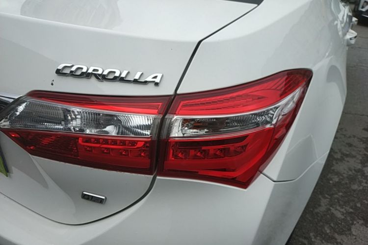 Toyota Corolla 2015 car image #8