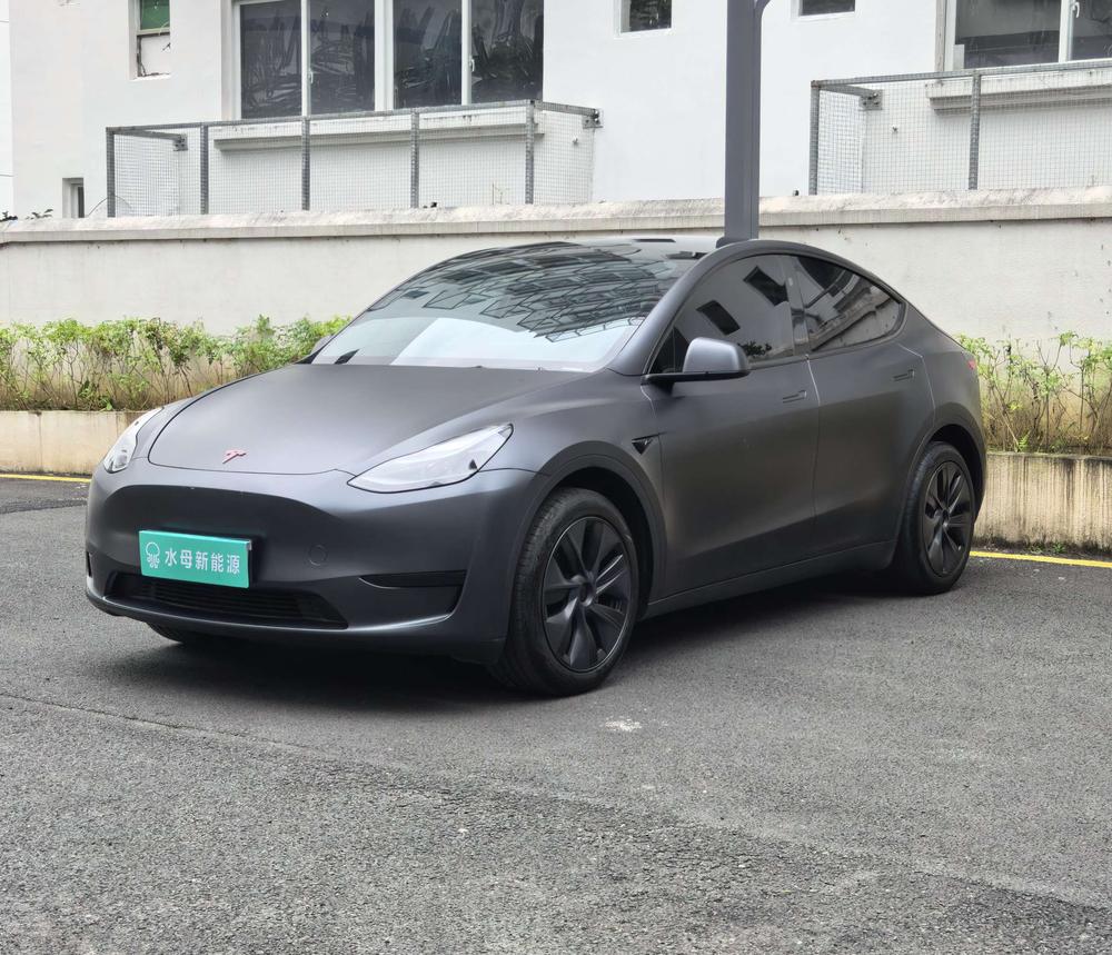 Tesla Model Y 2024 Tesla Model Y 2024 car image