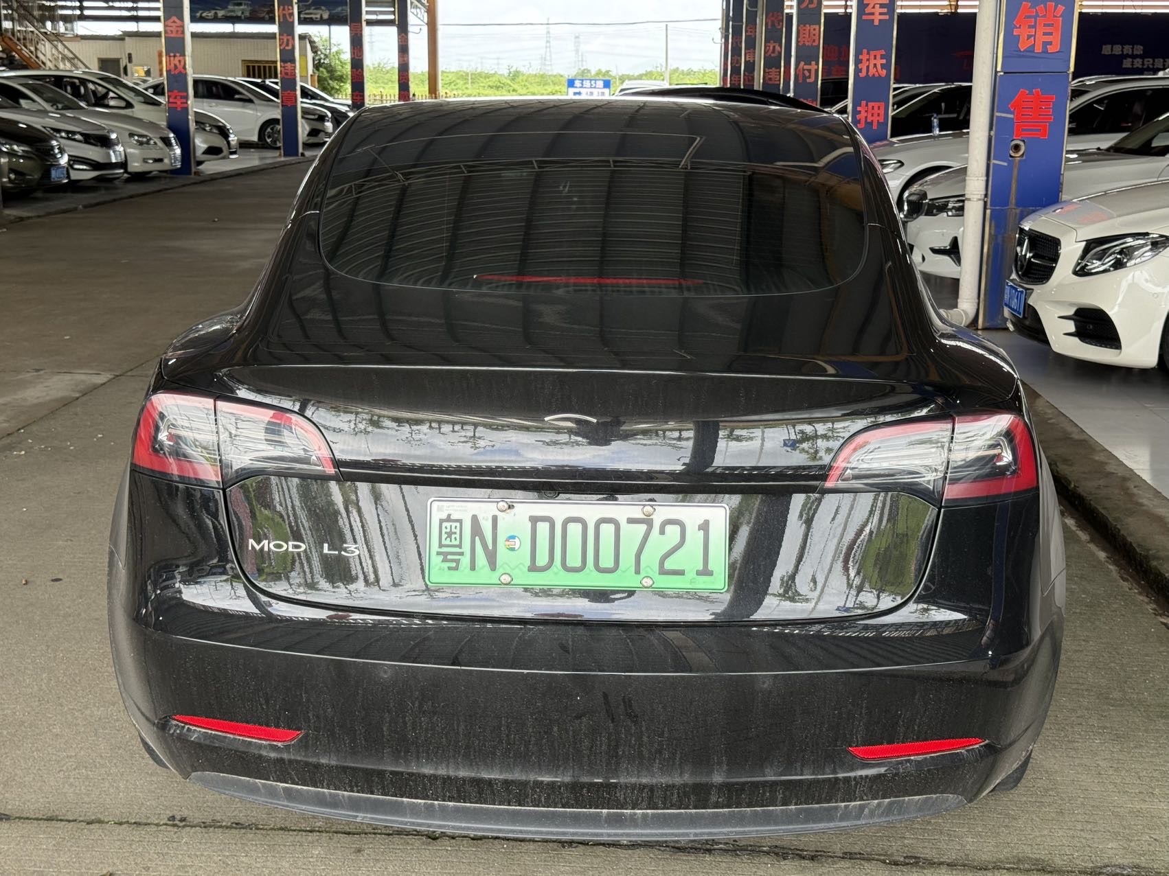 Tesla Model 3 2022 car image #8