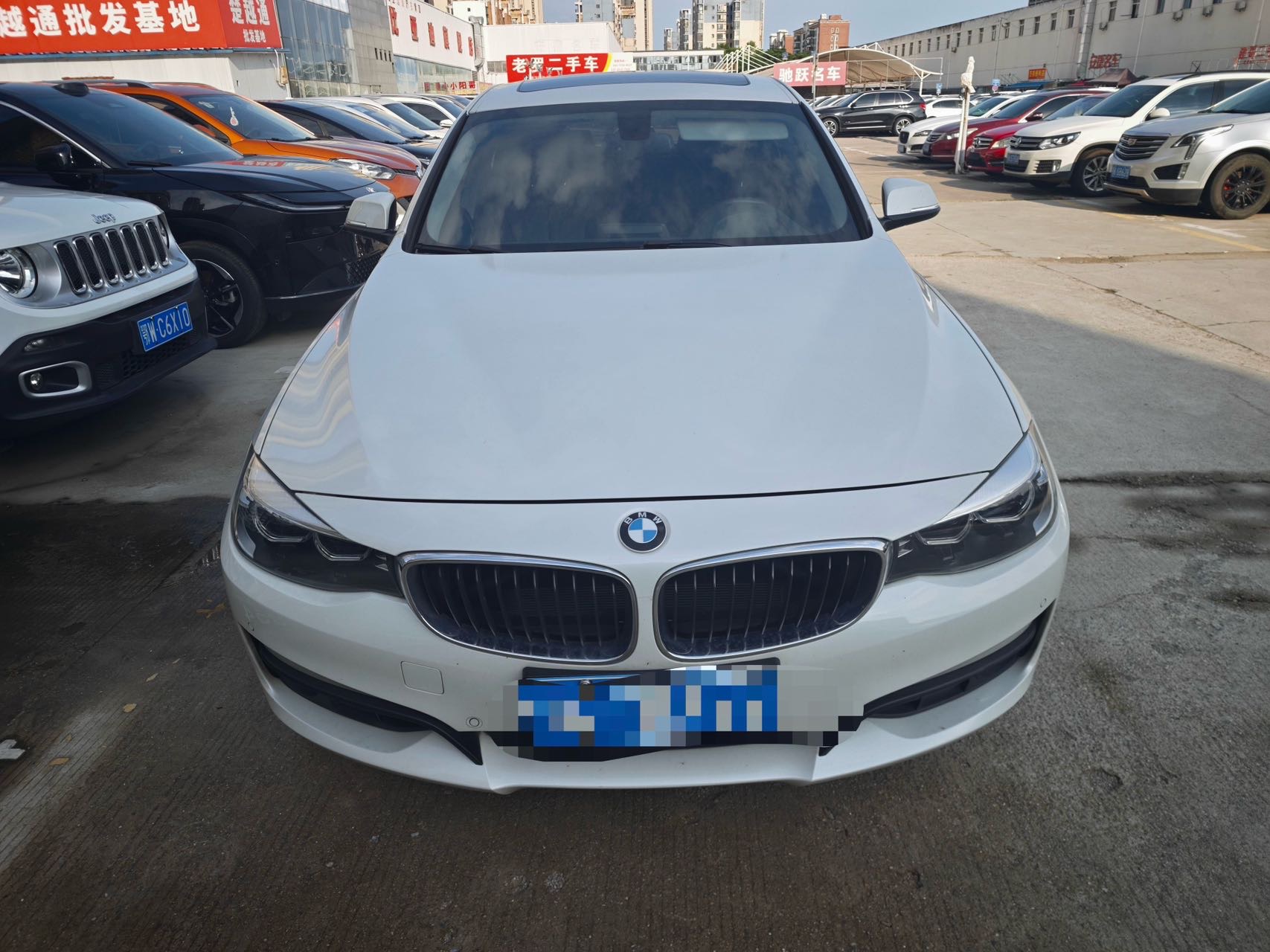 BMW 3 Series GT 2018 car image #2