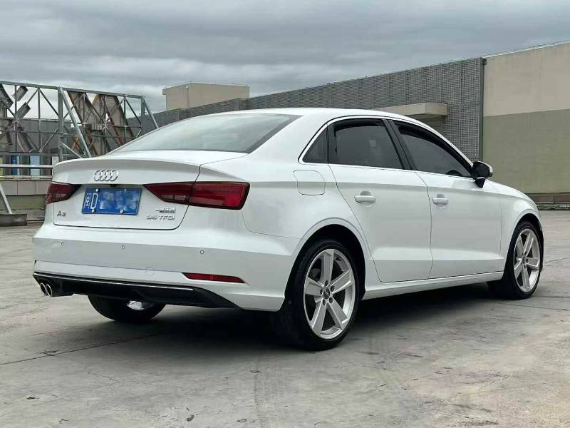 Audi A3 2017 car image #4