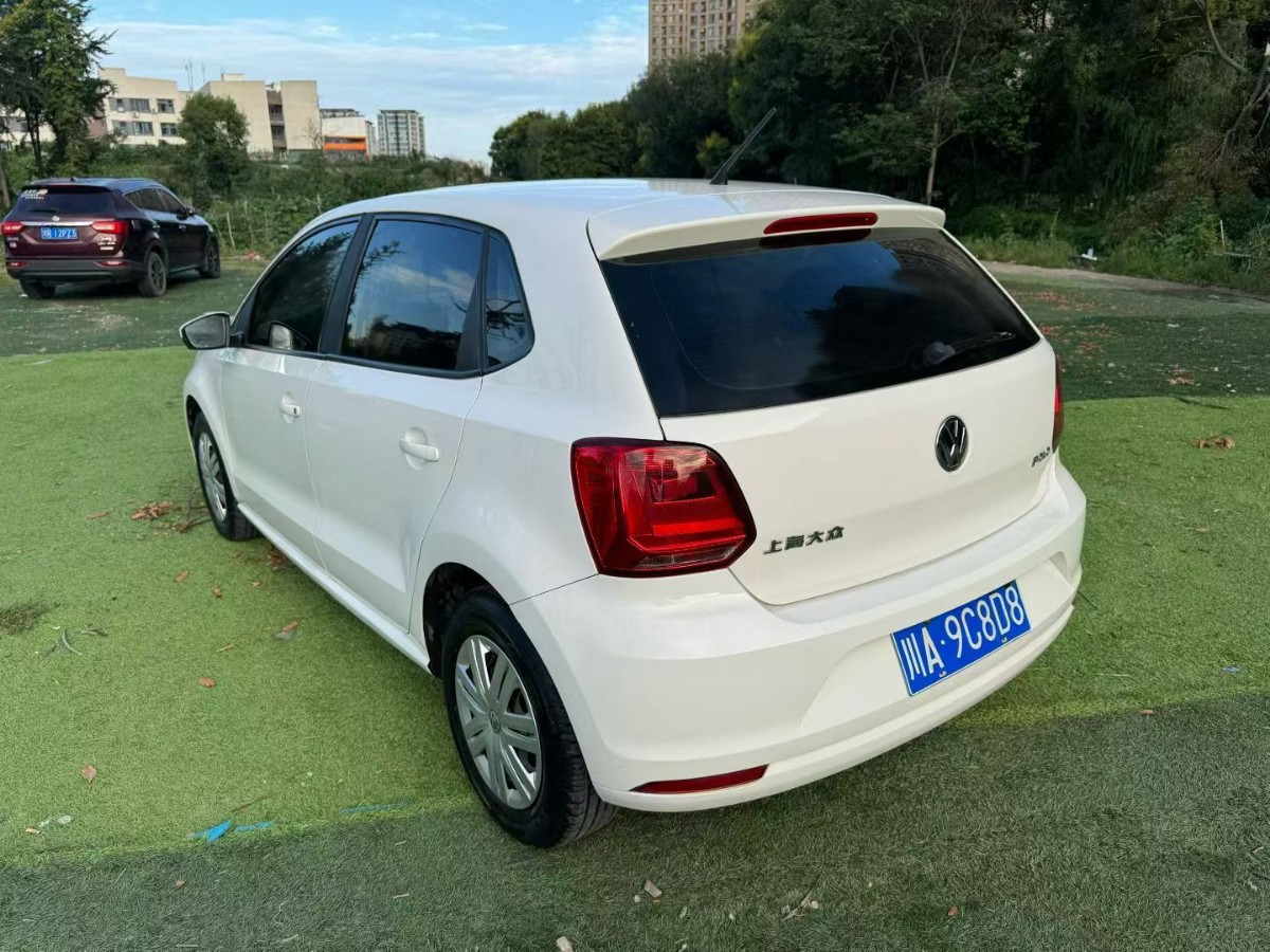 Volkswagen Polo 2015 #6 Volkswagen Polo 2015 car image #6