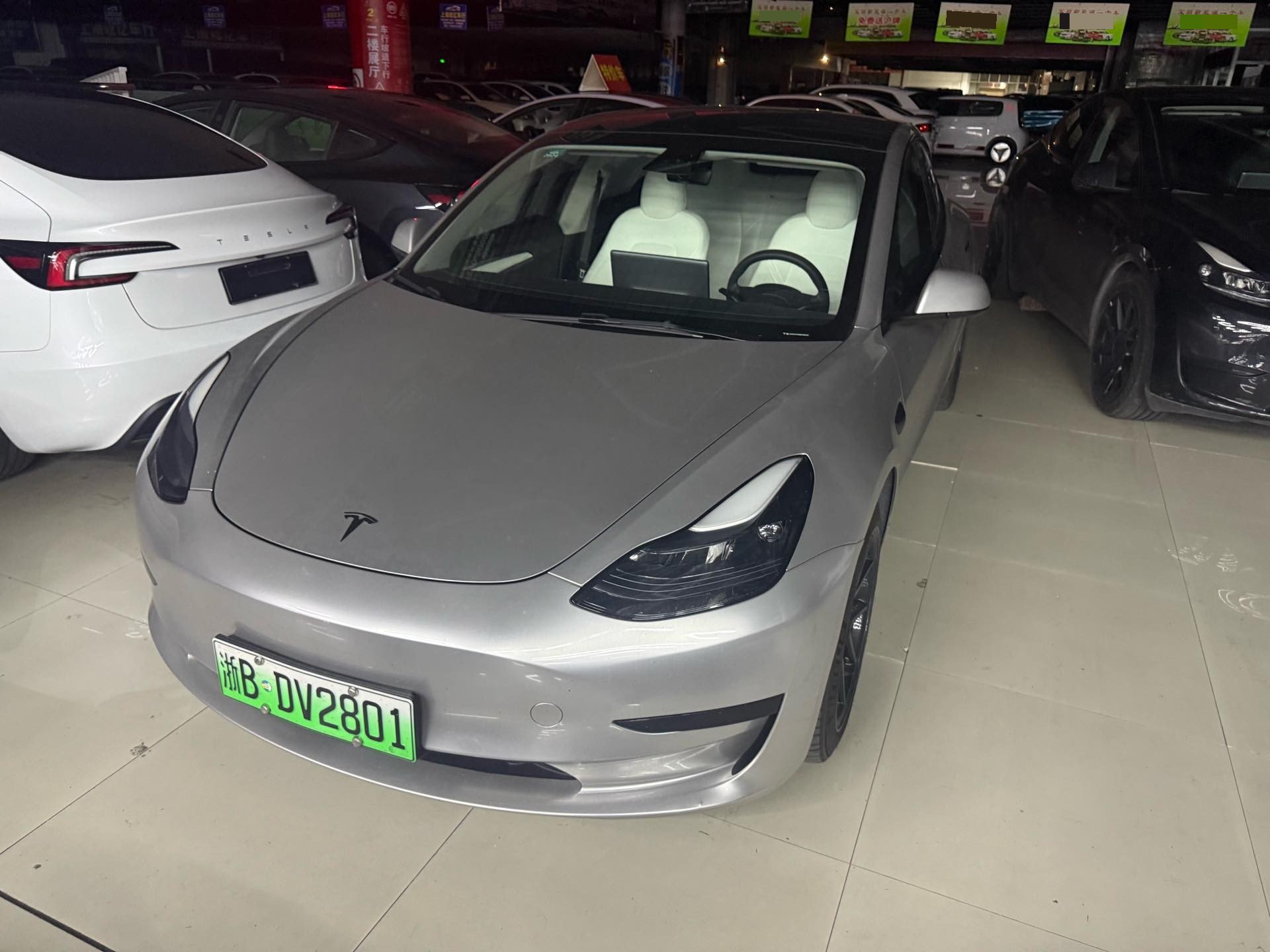 Tesla Model 3 2022 car image 