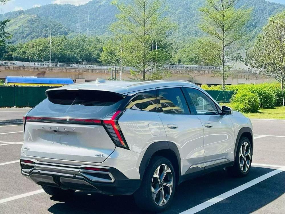 GEELY Boyue L 2024 immagine di auto #6