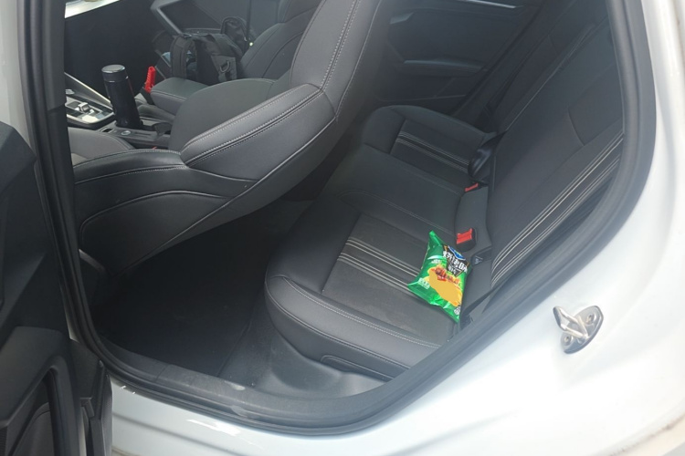 Audi A3 2024 car image #19