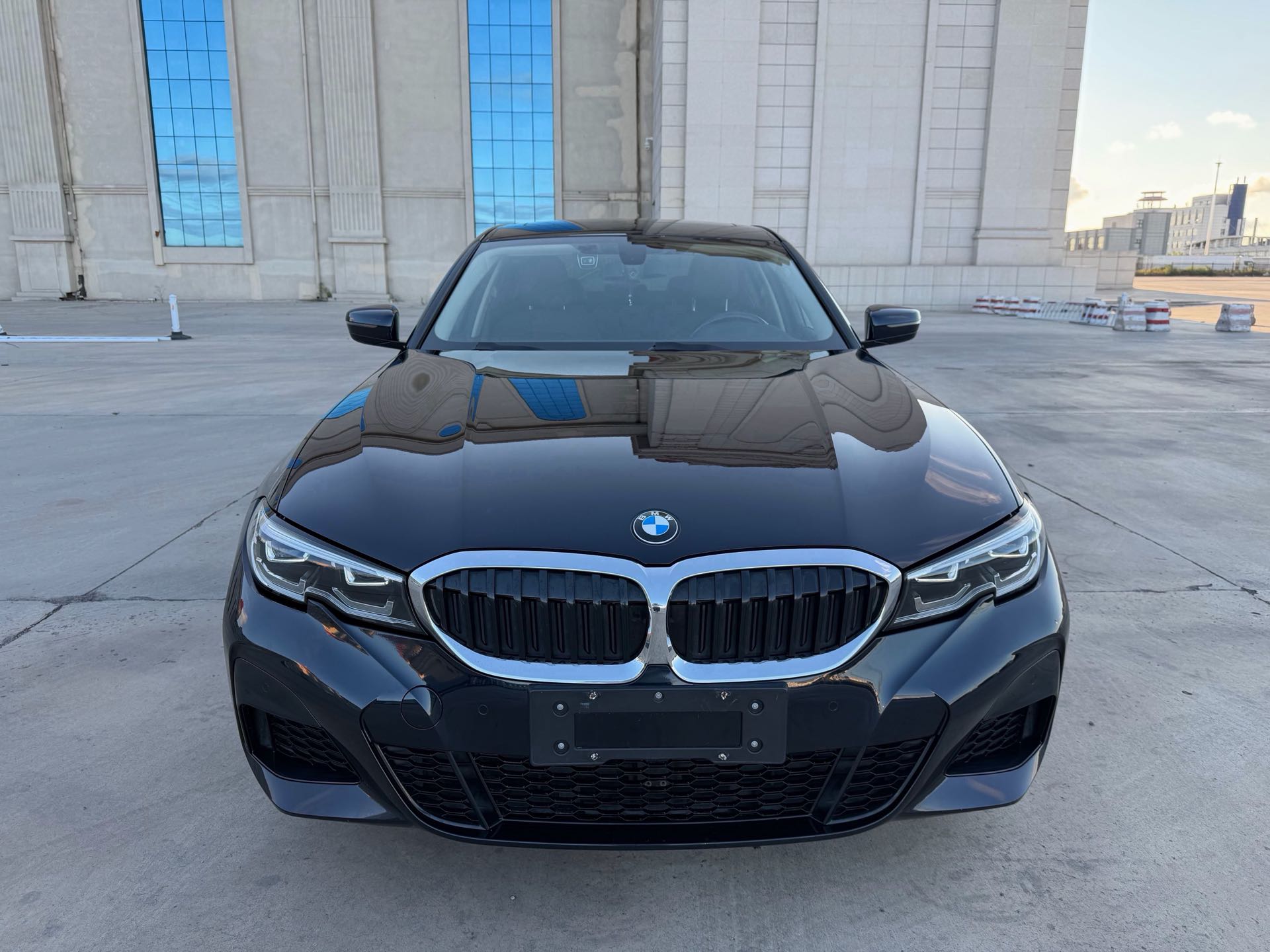 BMW 3 Series 2022 #2 BMW 3 Series 2022 car image #2