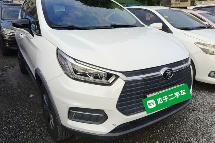 BYD Yuan New Energy 2019 #4 BYD Yuan New Energy 2019 car image #4