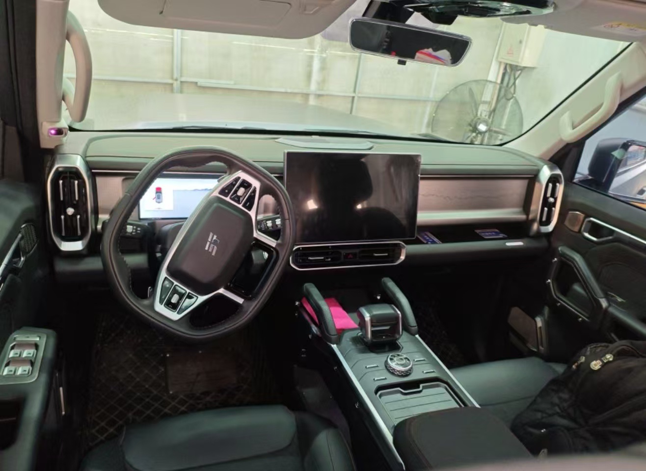 Jetour Traveller 2025 car image #7