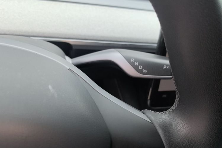 Tesla Model Y 2023 #14 Tesla Model Y 2023 car image #14