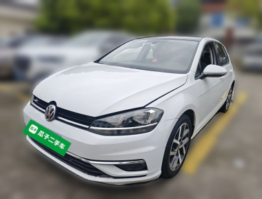 Volkswagen Golf 2020 صورة سيارة 