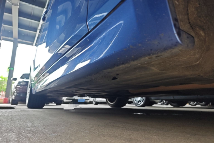BMW 3 Series 2019 car image #26