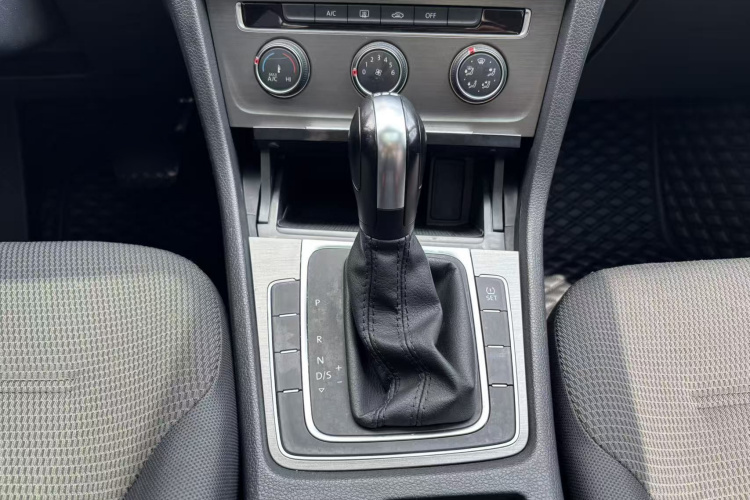 Volkswagen Golf 2015 #26 Volkswagen Golf 2015 car image #26