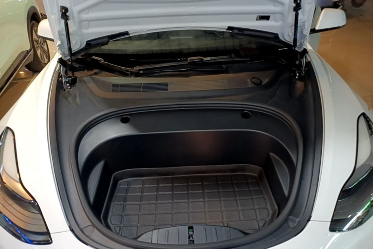Tesla Model 3 2021 #20 Tesla Model 3 2021 car image #20