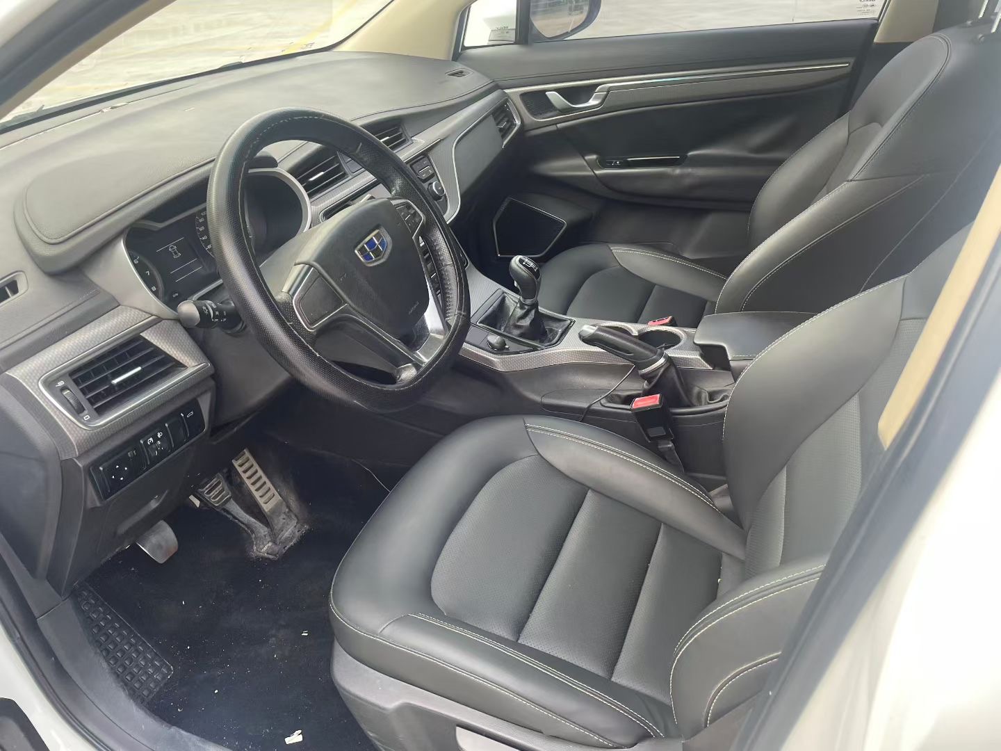 GEELY Emgrand GS 2018 car image #4