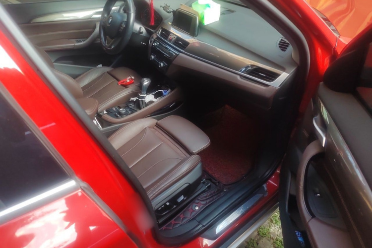 BMW X1 2018 #21 BMW X1 2018 immagine di auto #21