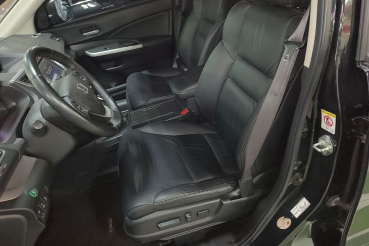 Honda CR-V 2015 immagine di auto #15