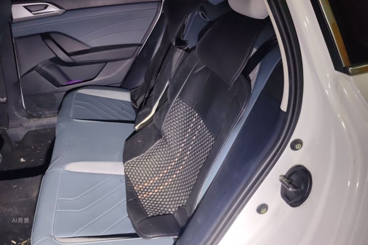 Volkswagen Tharu 2024 immagine di auto #19