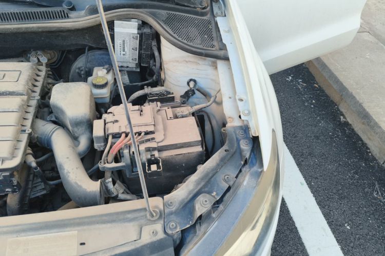 Volkswagen Polo 2019 car image #25