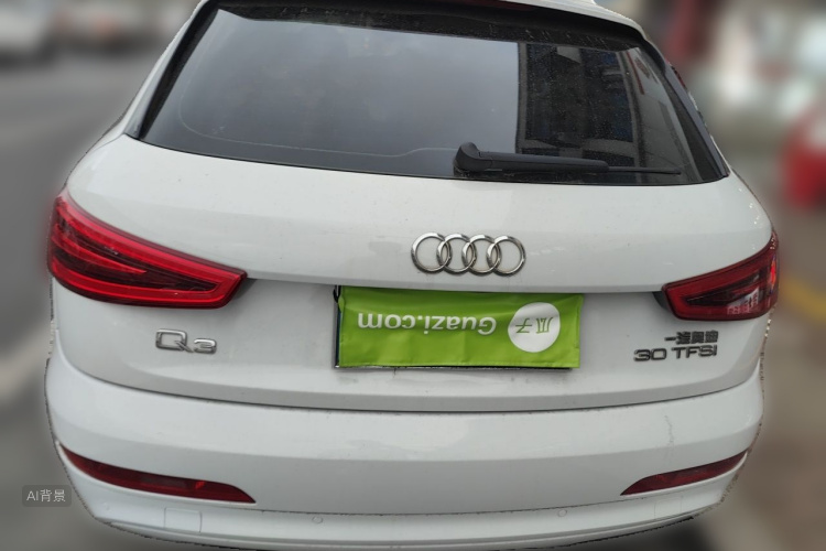 Audi Q3 2015 car image #6