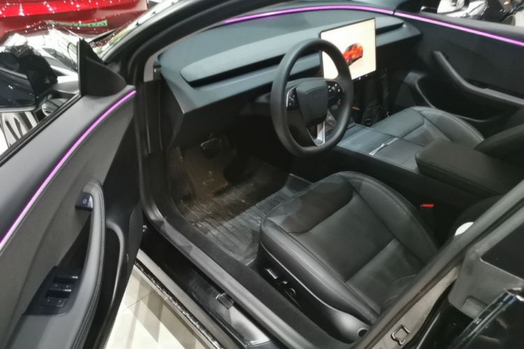 Tesla Model 3 2023 #16 Tesla Model 3 2023 car image #16