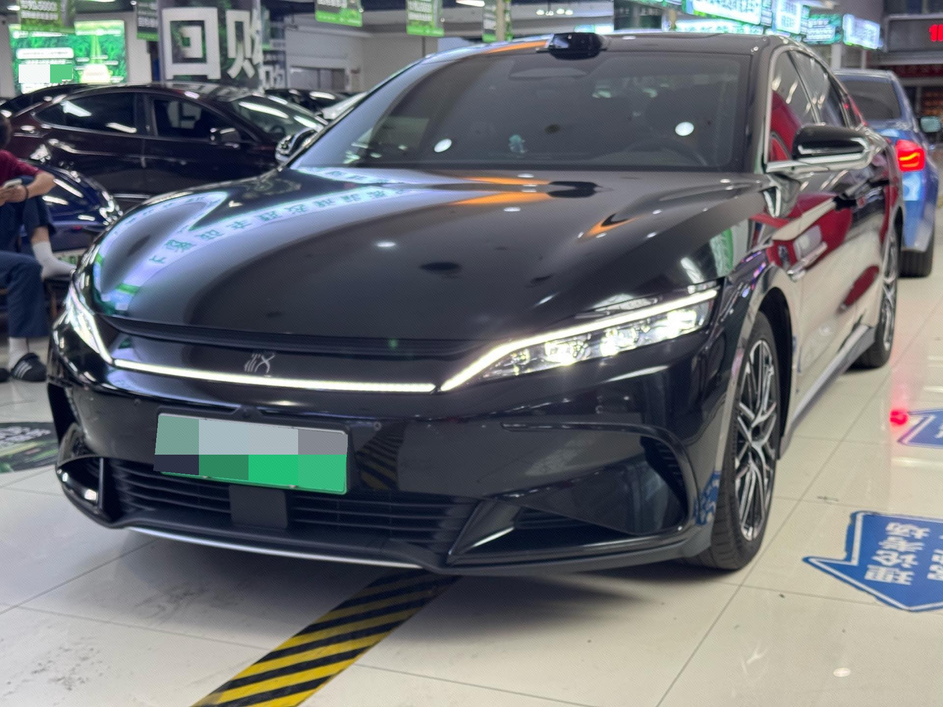 BYD Han 2025 car image 