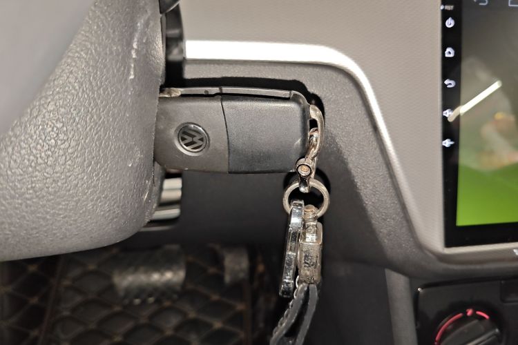 Volkswagen Lavida 2016 car image #9