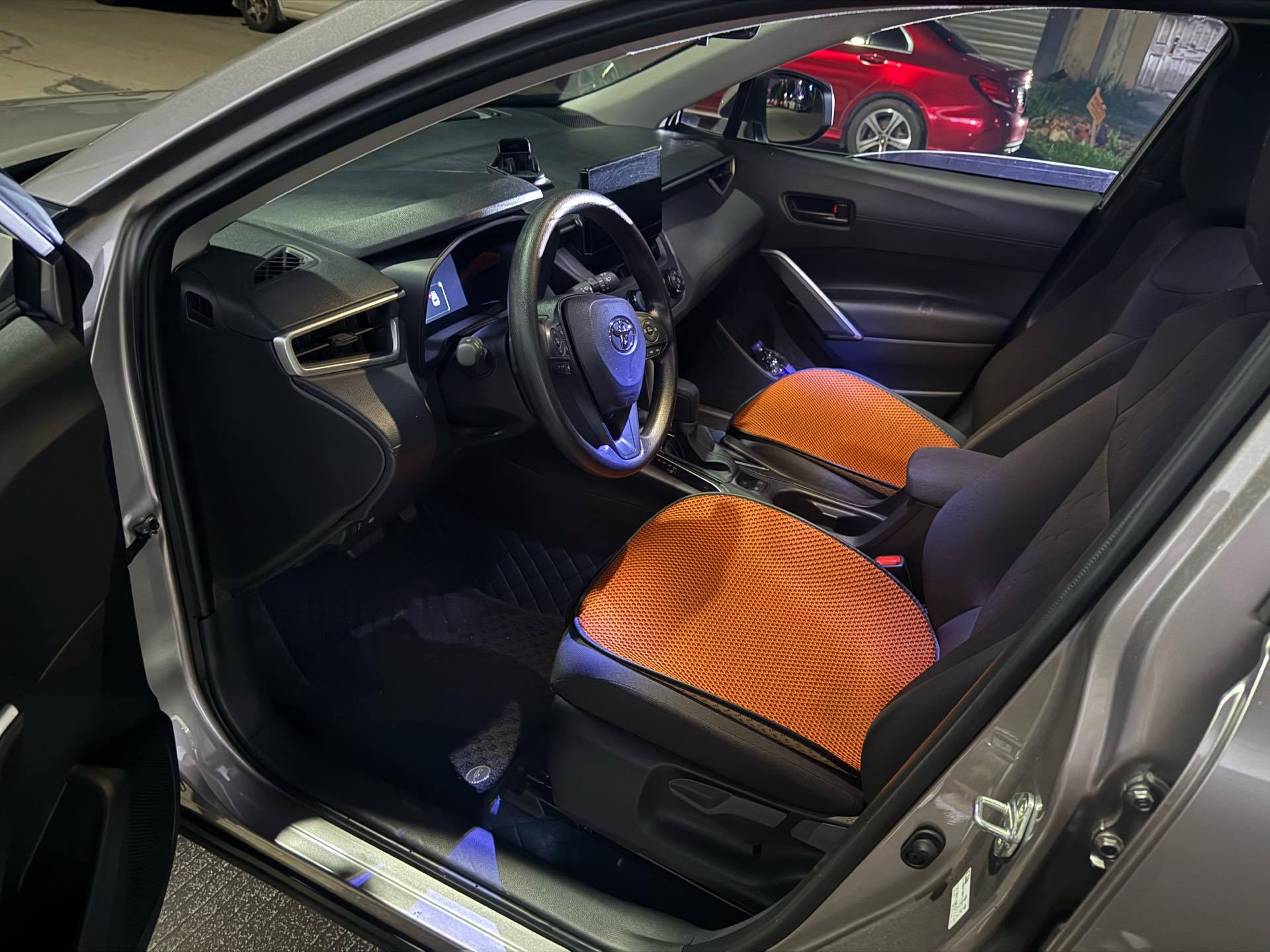 Toyota Corolla Cross 2024 immagine di auto #10