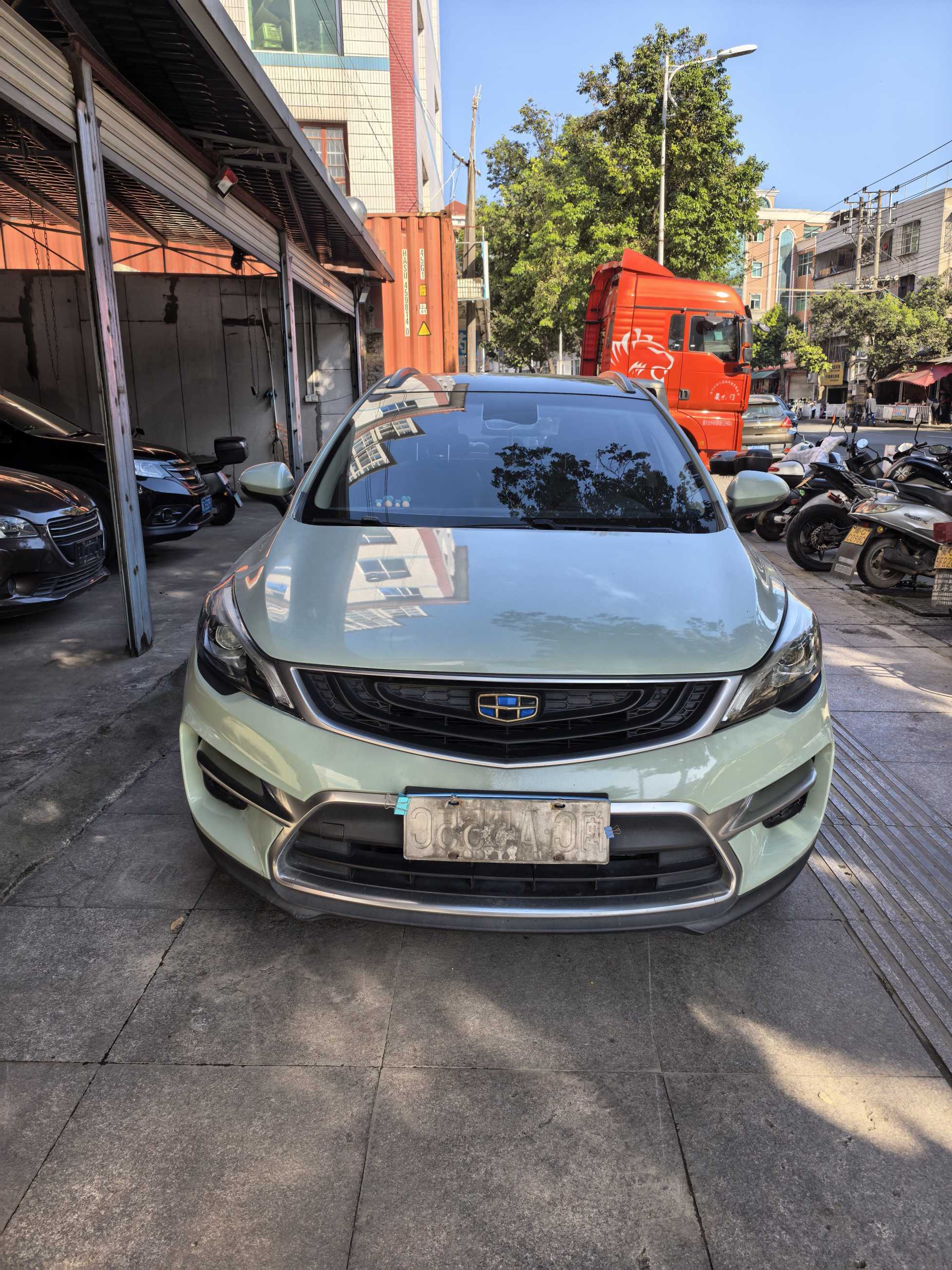 GEELY Emgrand GS 2019 car image #9