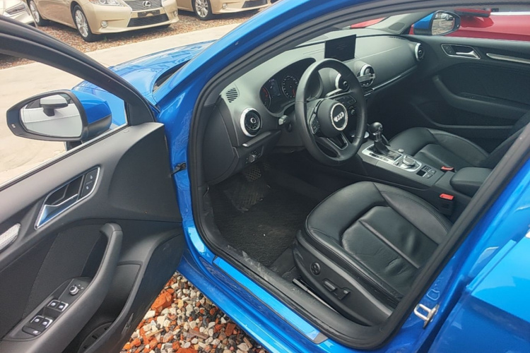 Audi A3 2018 #16 Audi A3 2018 car image #16