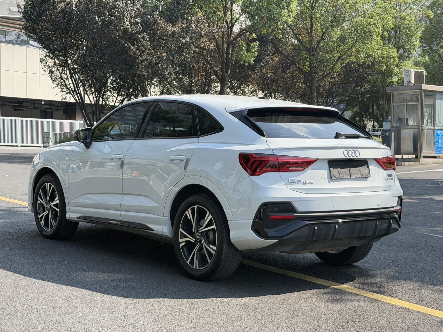 Audi Q3 Sportback 2023 imagen de coche #7