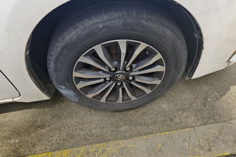 Toyota Corolla 2018 #9 Toyota Corolla 2018 car image #9