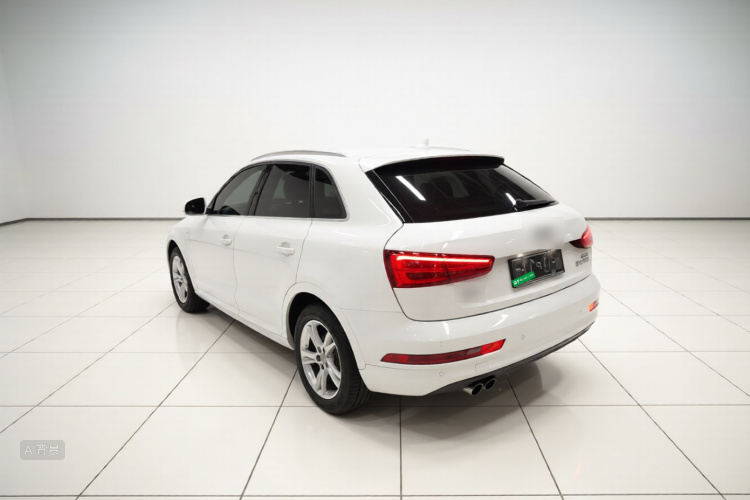 Audi Q3 2018 #5 Audi Q3 2018 car image #5