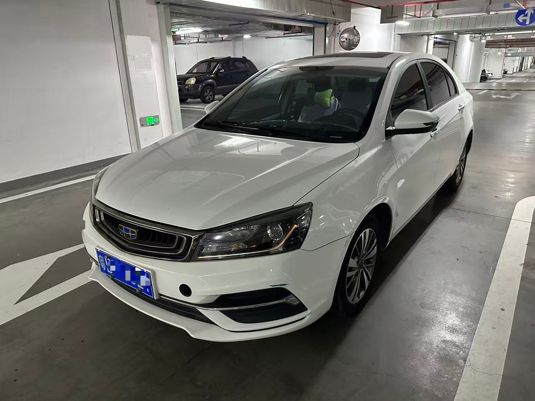 GEELY Emgrand 2018 GEELY Emgrand 2018 immagine di auto
