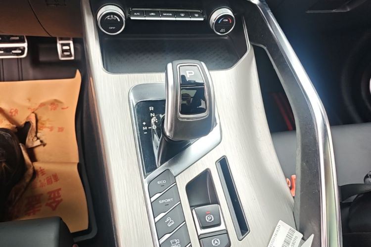 2018 #14 2018 image de voiture #14