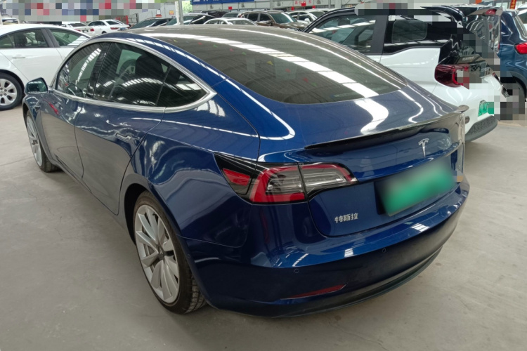 Tesla Model 3 2020 immagine di auto #5