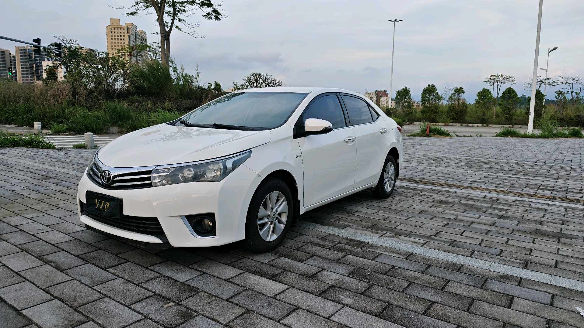 Toyota Corolla 2016 Toyota Corolla 2016 car image
