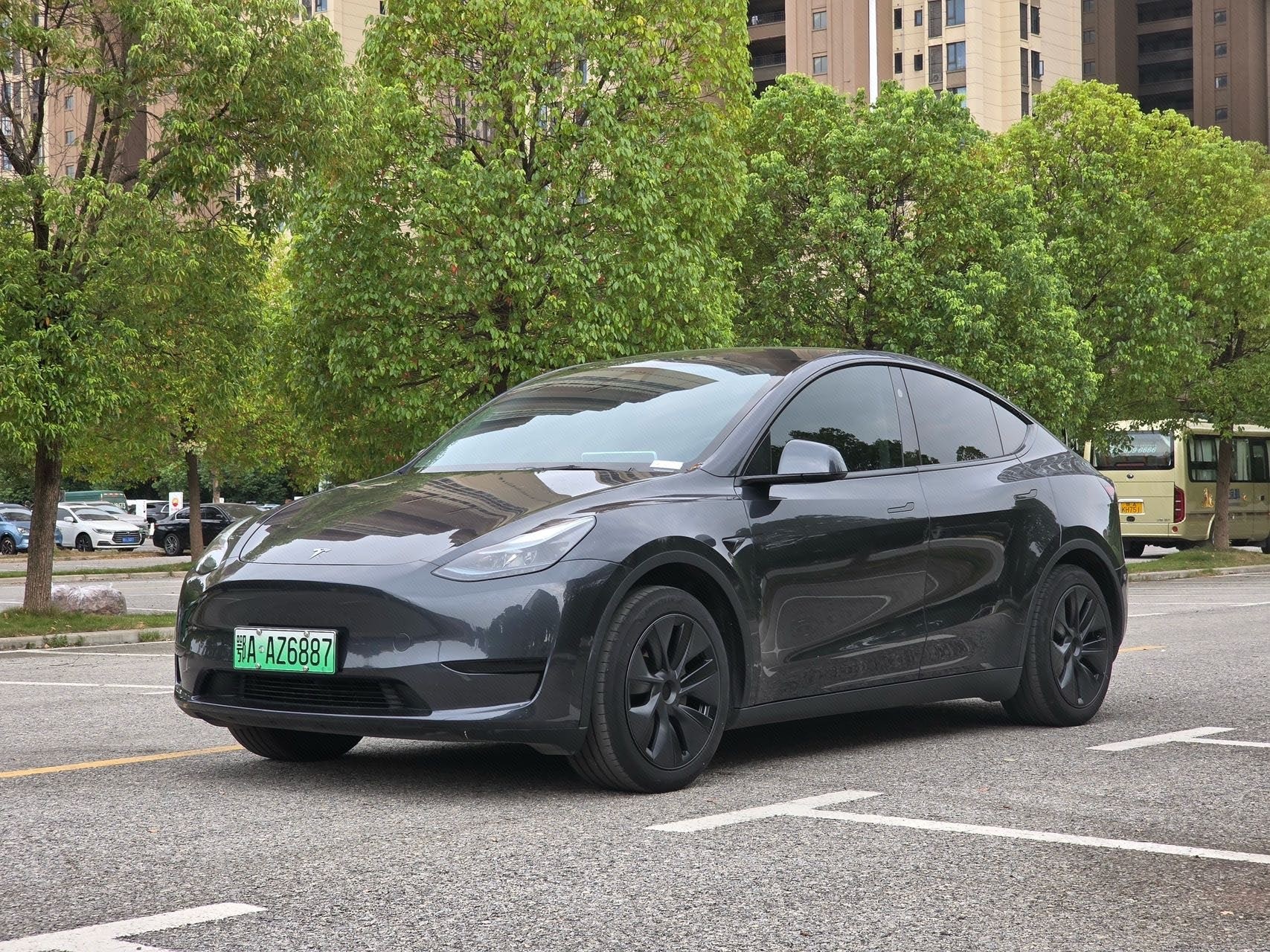 Tesla Model Y 2024 Tesla Model Y 2024 car image