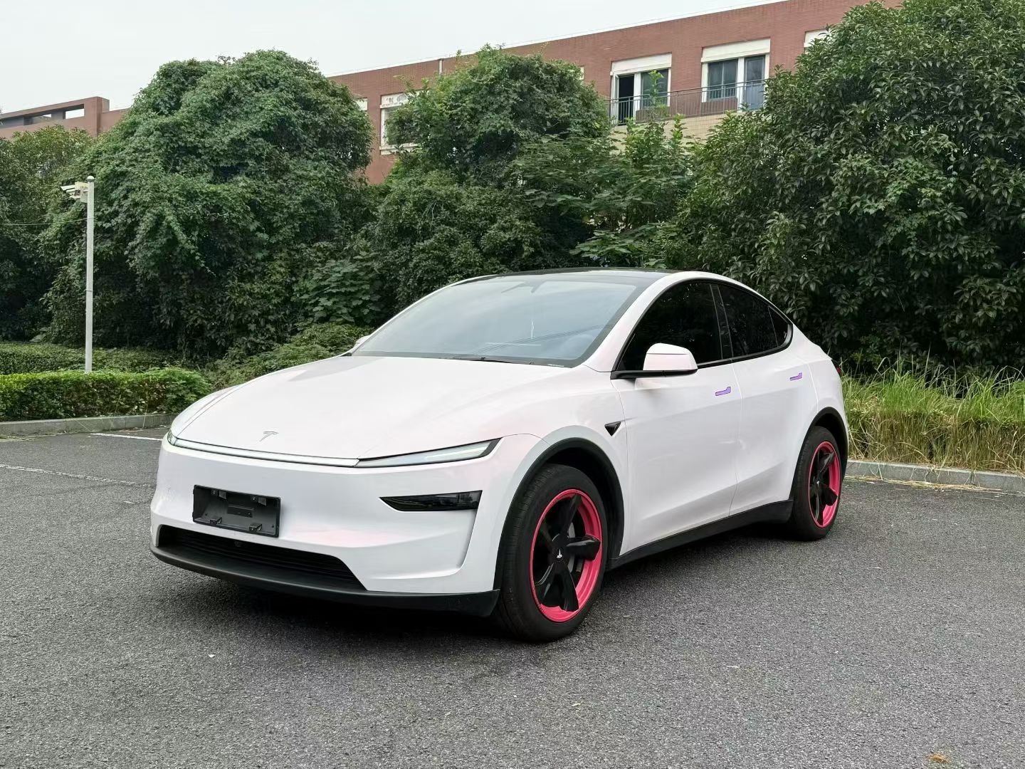 Tesla Model Y 2026 Tesla Model Y 2026 car image