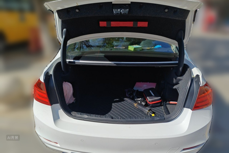 BMW 3 Series 2014 car image #21