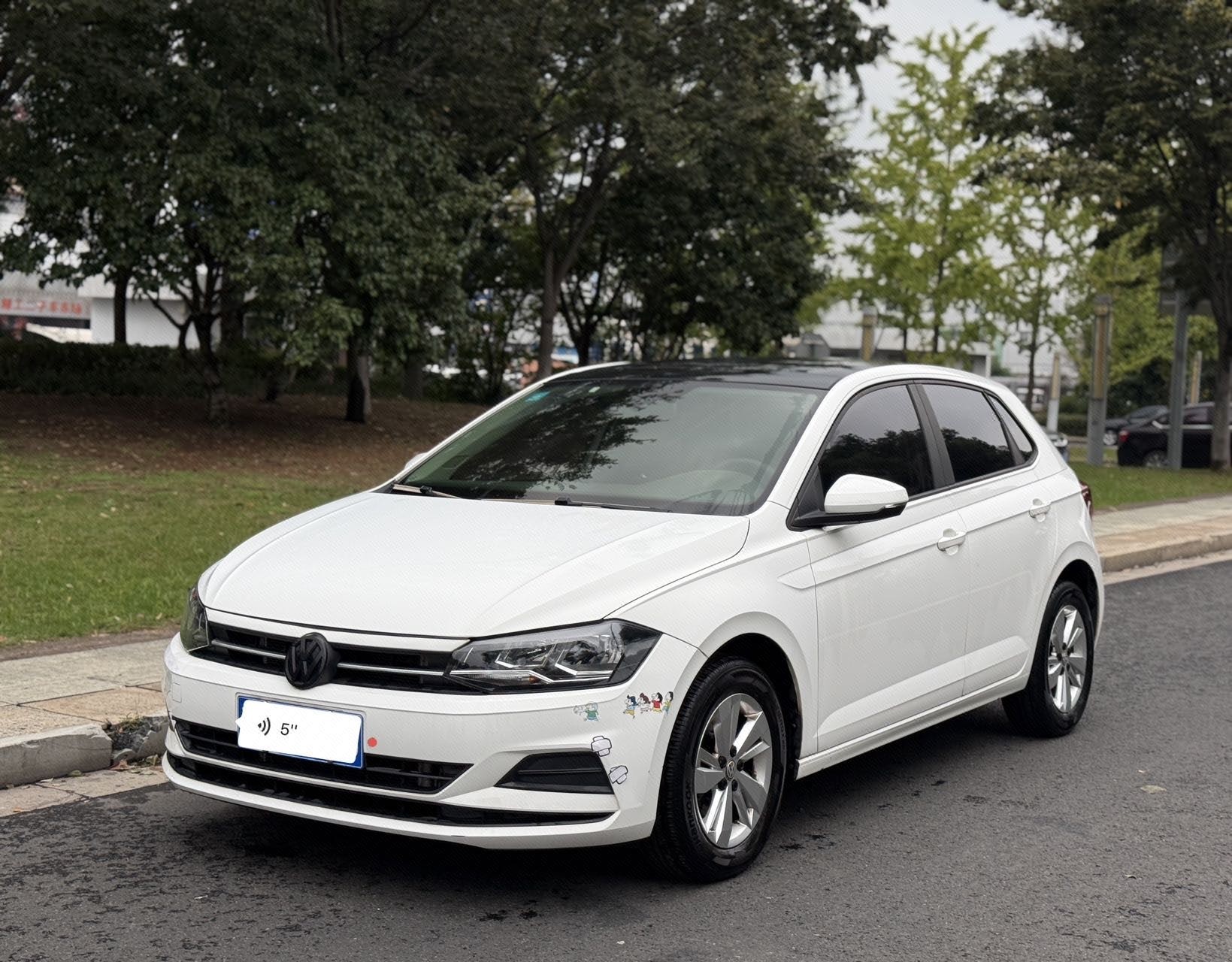 Volkswagen Polo 2019 car image 