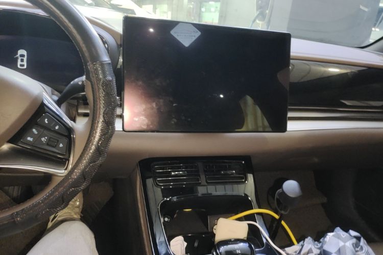 BYD Han 2022 immagine di auto #13