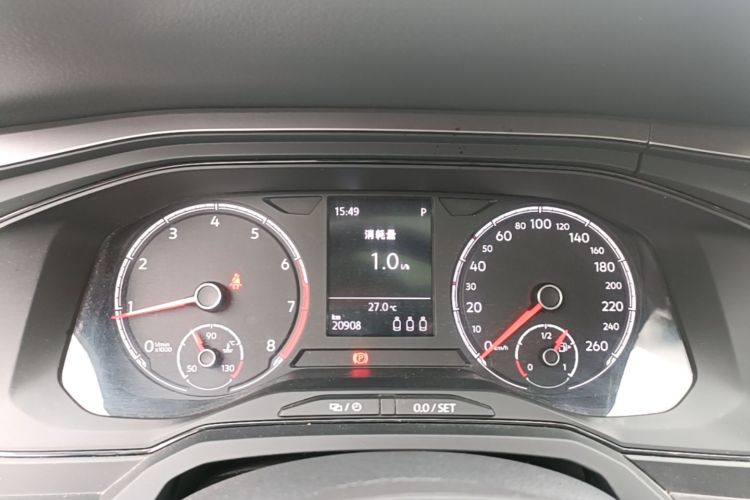 Volkswagen Polo 2021 car image #12